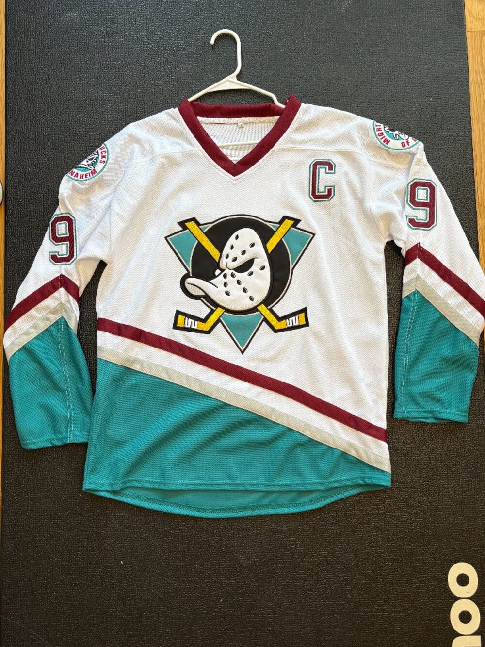 Paul Kariya White Mighty Ducks Jersey, Large